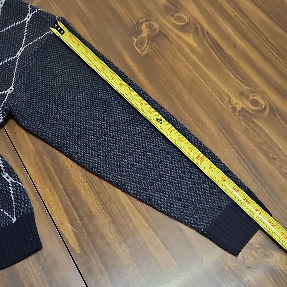 Vintage Diamond Pattern Sweater - Picture 7 of 12